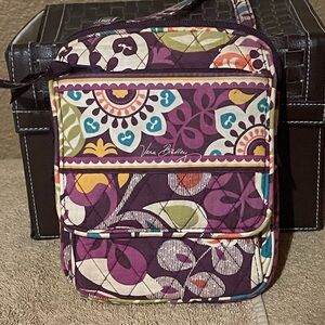 VERA BRADLEY CROSSBODY PURSE PURPLE PAISLEY